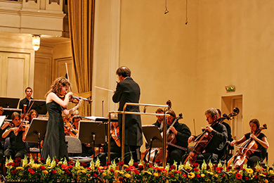 Svenja Van Driessche, Herman Engels and Tallinn Philharmonic Orhestra